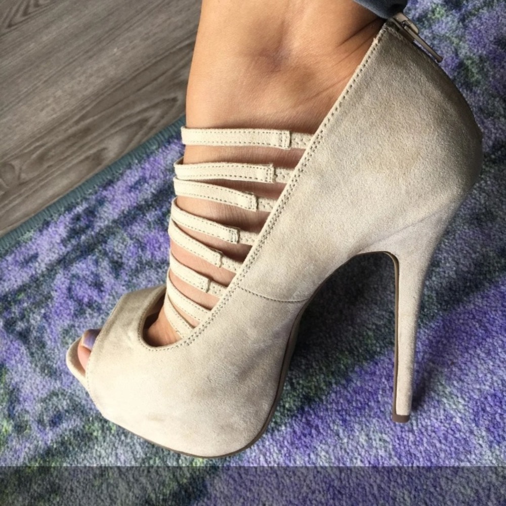 Wild Diva beige suede platform heels - Size 8.5